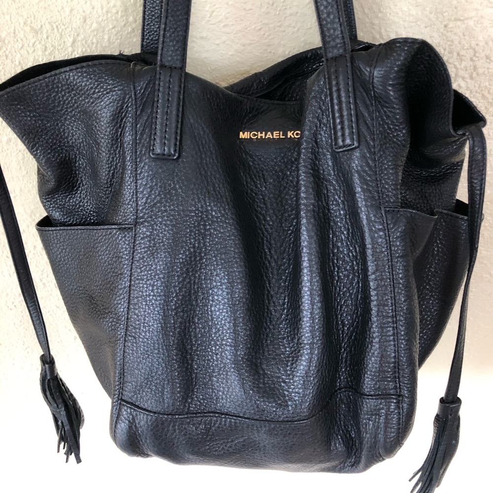 Michael Kors Ashbury Black Pebbled Leather Shoulder Bag